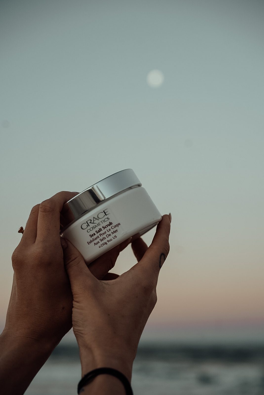 Grace Cosmetics sea salt scrub — product photography